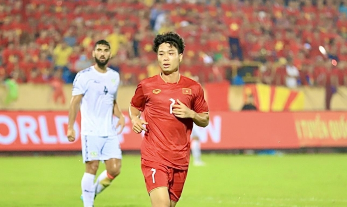 Thi đấu xuất thần, Công Phượng có nhiều cơ hội trở lại ĐT Việt Nam