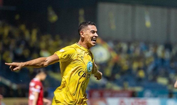 Hậu vệ Brazil viết tâm thư rời đội bóng V-League