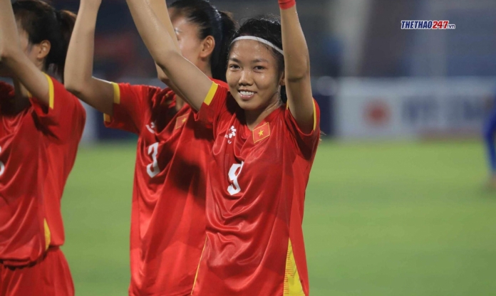 HLV Mai Đức Chung nói gì khi Huỳnh Như trượt penalty?