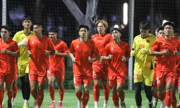Vừa tới Indonesia, U23 Việt Nam gặp 'sự cố' bất ngờ
