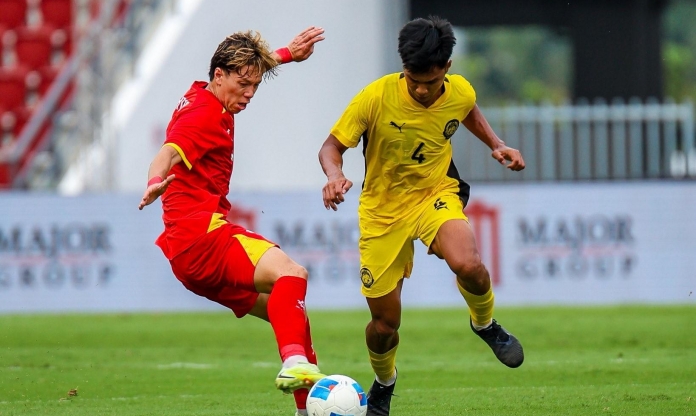 CĐV Malaysia đồng loạt thốt lên 1 điều sau trận thua sốc 0-2 U22 Việt Nam
