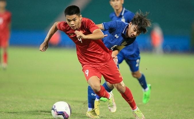 Ngôi sao 18 tuổi đá chính cho U23 Việt Nam trận gặp U23 Jordan