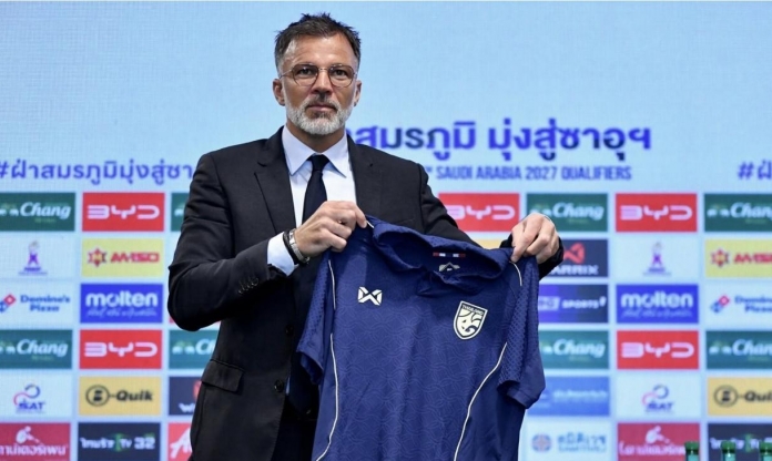 HLV Thái Lan bất ngờ nhắc đến ĐT Việt Nam tại AFF Cup 2026