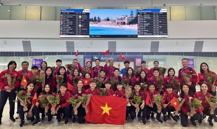 ĐT nữ Việt Nam cập bến Úc, quyết tâm tiến xa ở giải châu Á