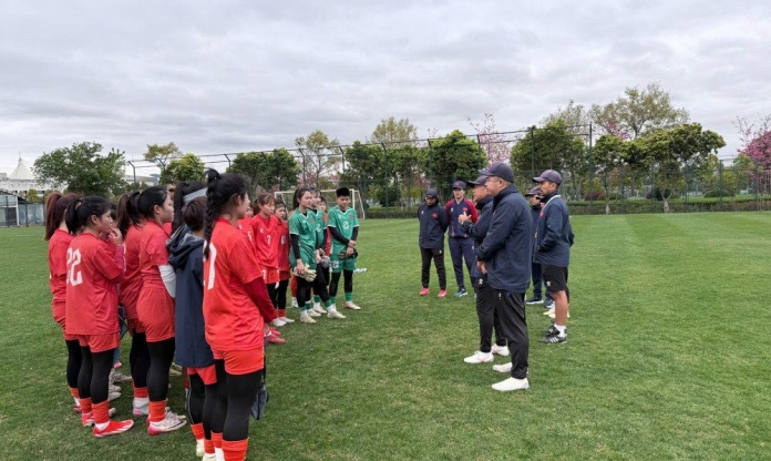 Tuyển Việt Nam chốt giao hữu đội bóng Hàn Quốc, Trung Quốc