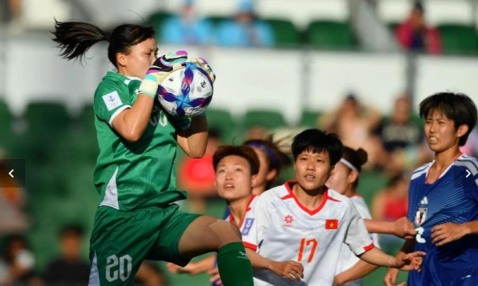 AFC hết lời khen thủ môn ĐT Việt Nam sau trận thua 0-4 Nhật Bản