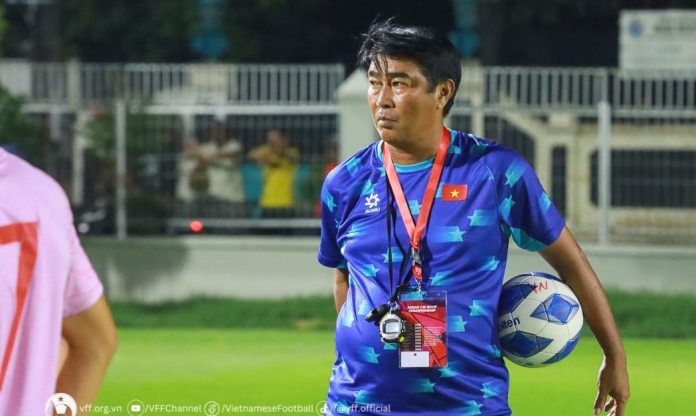 Nguy cơ xuống hạng, đội cuối bảng V-League quyết định thay tướng