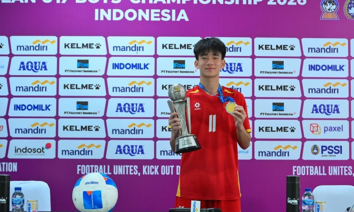 Trụ cột U17 Việt Nam vỡ oà cảm xúc sau chức vô địch Đông Nam Á