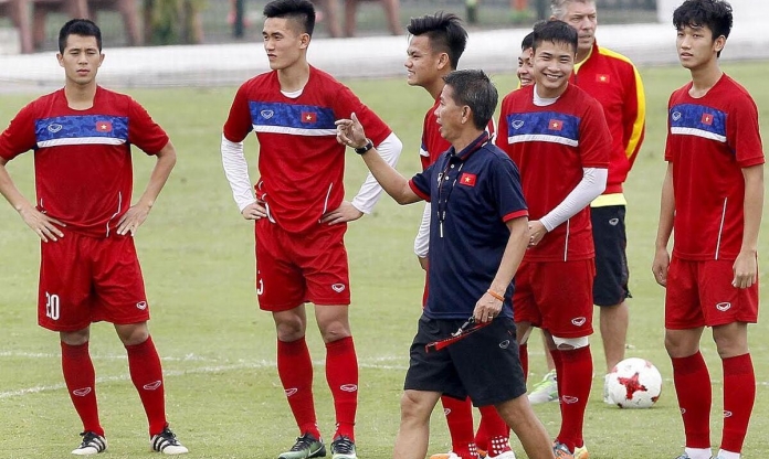 Trung vệ Việt Nam từng dự World Cup và hành trình đặc biệt nhất V-League