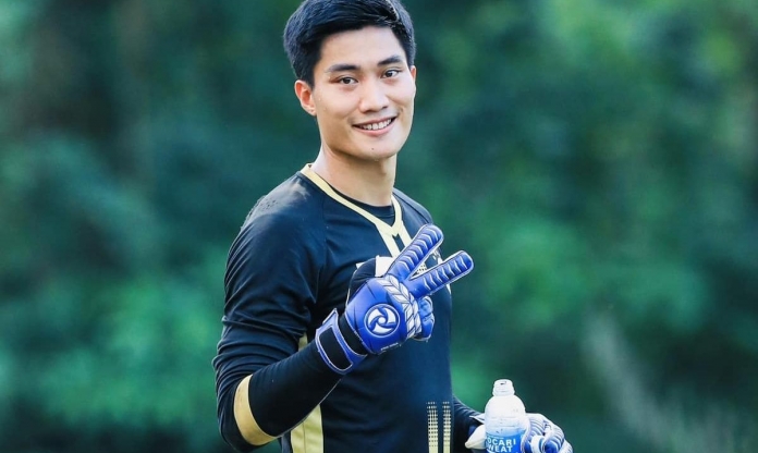 Thủ môn Việt Nam từng dự World Cup bất ngờ chuyển nghề ở tuổi 29