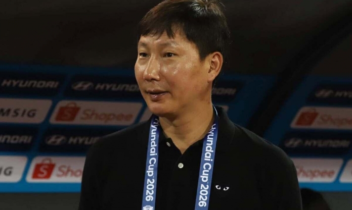 V-League vừa khởi tranh, HLV Kim Sang Sik lập tức nhận 'cảnh báo đỏ' trước FIFA ASEAN Cup