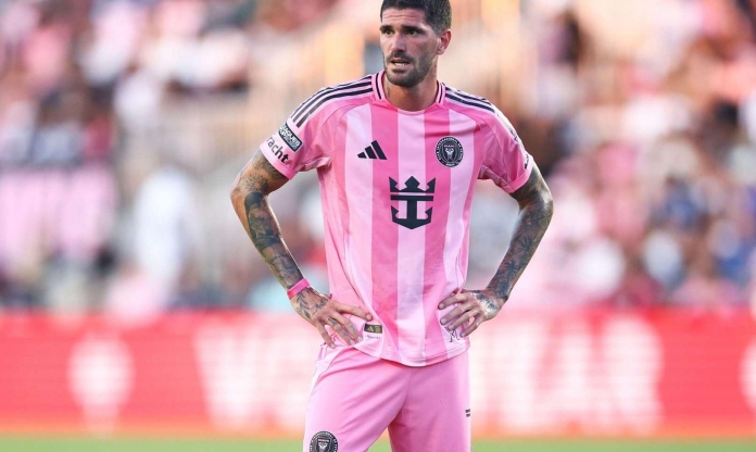 'Cận vệ Messi' nhận mưa lời khen sau trận đấu đầu tiên