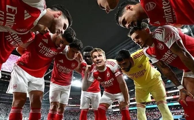 Arsenal đón 2 trụ cột trở lại trong trận đại chiến với Liverpool