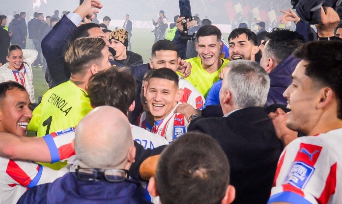 Paraguay giành vé dự World Cup sau 16 năm
