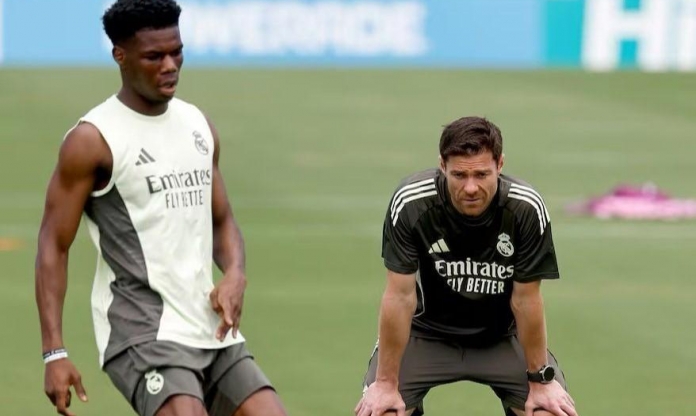 Sao Real Madrid thừa nhận hạnh phúc với Xabi Alonso hơn Ancelotti
