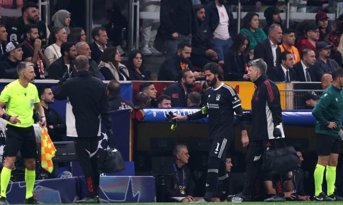 Thua đơn thiệt kép, Liverpool xác nhận mất trụ cột ở trận đấu với Chelsea