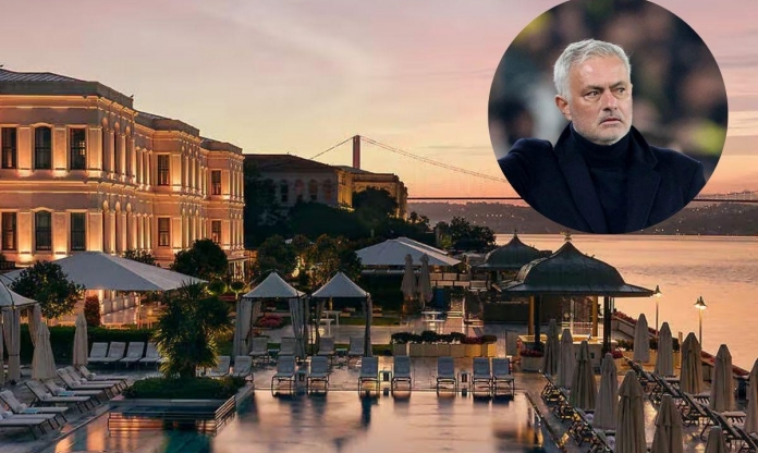 Jose Mourinho bị tố để lại khoản nợ khổng lồ cho đội bóng cũ