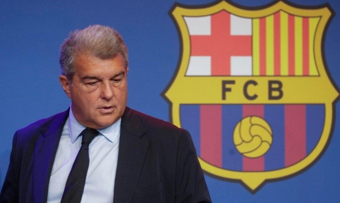 Sếp lớn La Liga lên tiếng, Barca áp lực tột độ