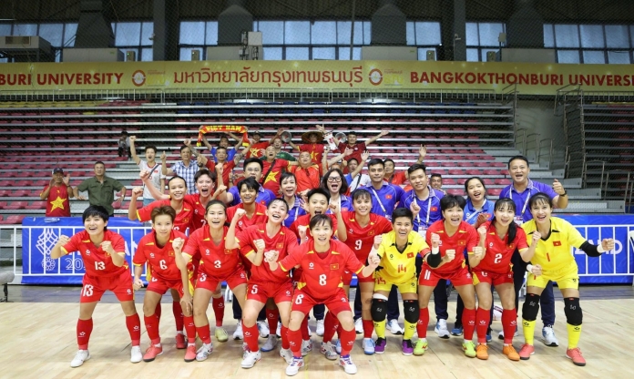 Vào chung kết, Futsal nữ được VFF thưởng nóng