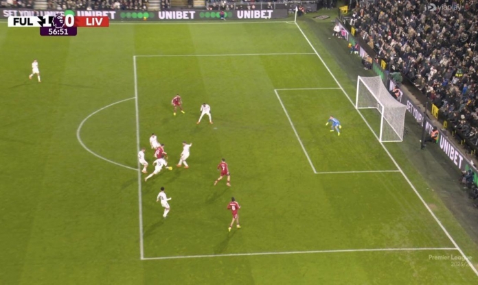 BTC Ngoại hạng Anh lên tiếng về pha bóng tranh cãi trận Liverpool