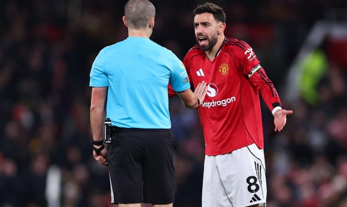 FIFA sắp áp dụng điều luật gây tranh cãi, MU từng là nạn nhân