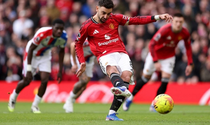 Tỏa sáng trước Crystal Palace, Bruno Fernandes vươn lên thứ 3 lịch sử MU