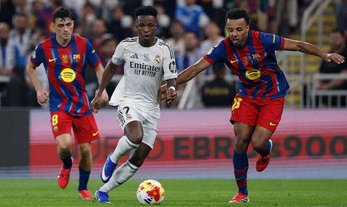 Thua Barca, Vinicius vẫn chạm cột mốc vĩ đại ở Real Madrid