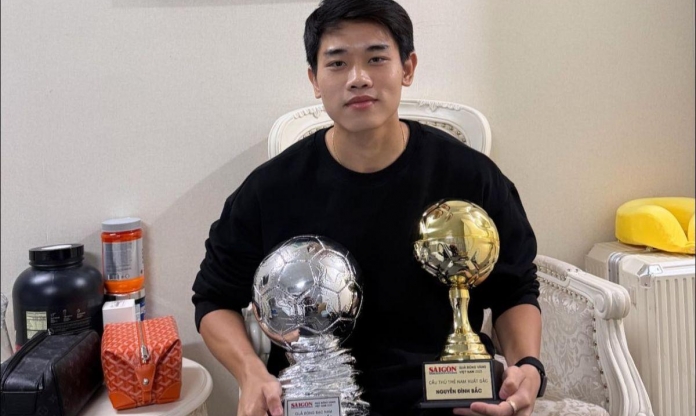 Nhà Đình Bắc mở hội, đãi 100 mâm cỗ gây sốt