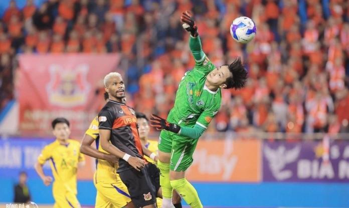 Trở về V.League, người hùng U23 Việt Nam giúp đội nhà bứt phá trụ hạng