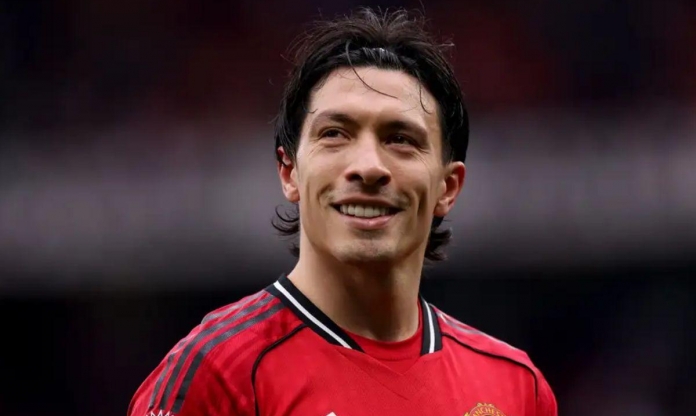 Vừa vào top 3, MU nhận tin cực vui từ Carrick