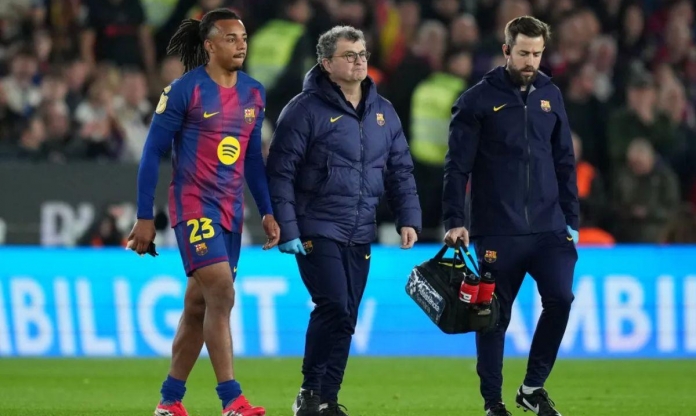 Barca nhận đòn giáng mạnh cho cuộc đua vô địch với Real Madrid