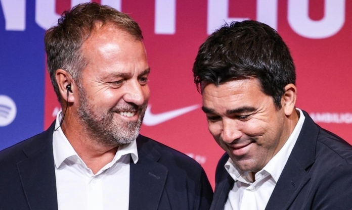 Barca quyết chiêu mộ hậu vệ chuyền dài hay bậc nhất Ngoại hạng Anh