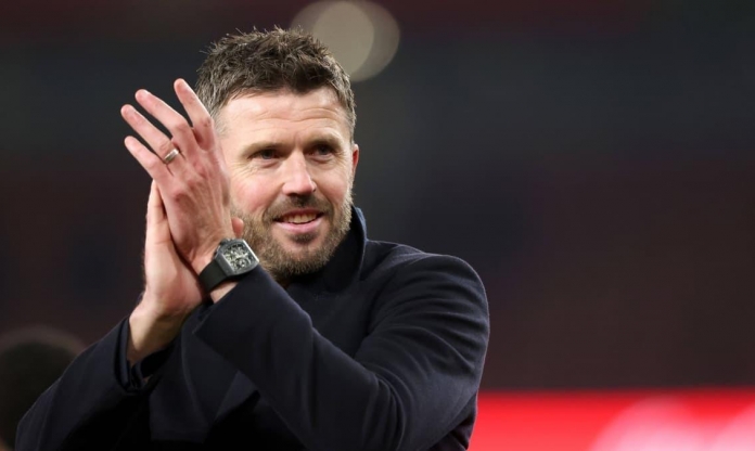 Thay Casemiro, MU chọn tiền vệ đa năng phòng ngự 'khá tốt’