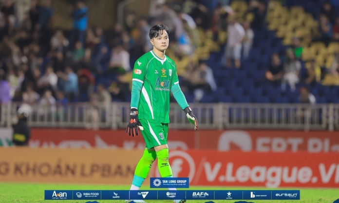 Phong độ thủ môn số 1 U23 Việt Nam gây chú ý sau trận thua 0-3