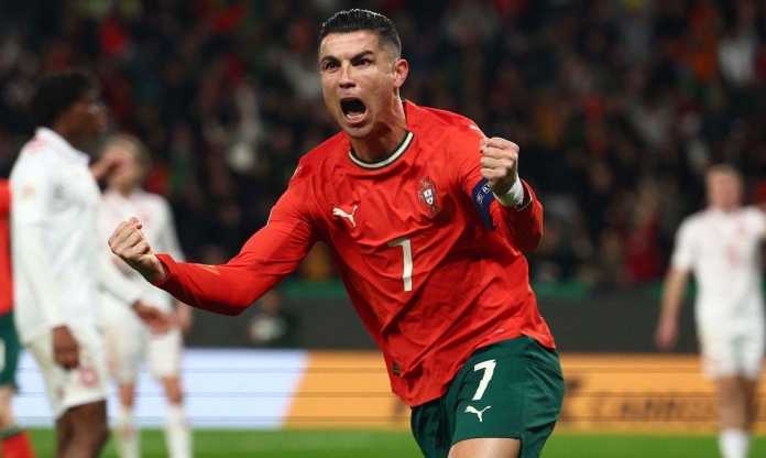XÁC NHẬN: Ronaldo được gọi lên tuyển Bồ Đào Nha