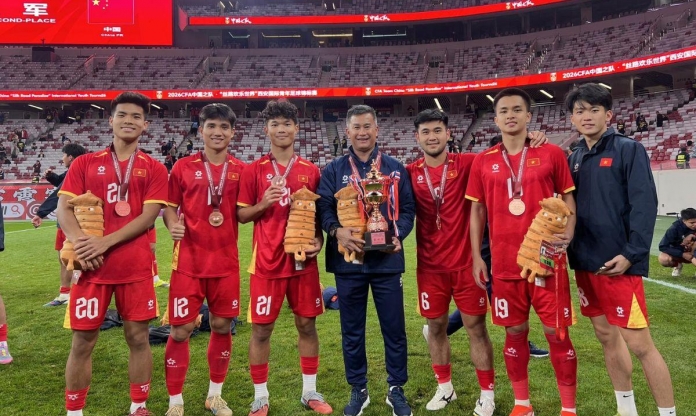 U23 Việt Nam vẫn nhận cúp dù chót bảng giải Trung Quốc