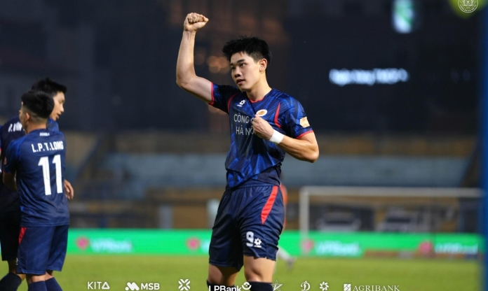 Đình Bắc rực sáng, CAHN dễ dàng thắng đậm Đà Nẵng