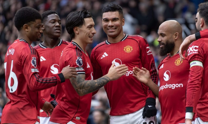 Ở lại MU, Maguire chứng kiến 7 đồng đội rời Old Trafford