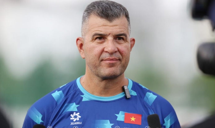 HLV Brazil nói lời thật lòng về con trai Quang Hải trước giải ĐNÁ