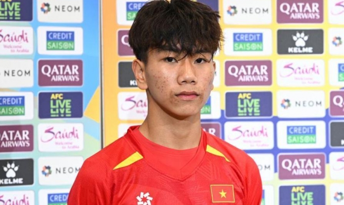 CĐV Thái Lan dậy sóng với 3 siêu phẩm đá phạt của Việt Nam