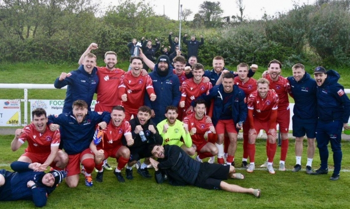 Đội bóng Anh rớt hạng dù giành 95 điểm