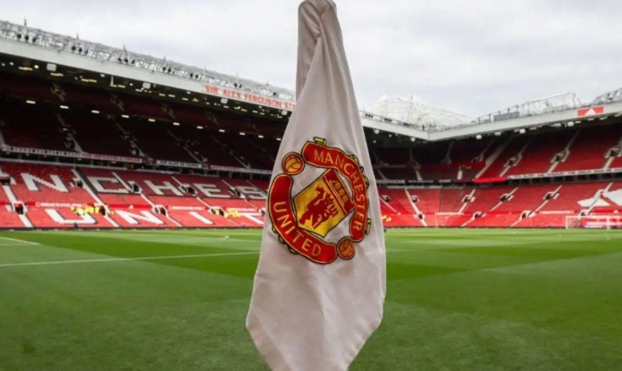 CHÍNH THỨC: MU đón tiền đạo đầu tiên về Old Trafford