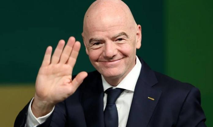Chủ tịch FIFA phá vỡ im lặng sau trận Argentina thua Tây Ban Nha