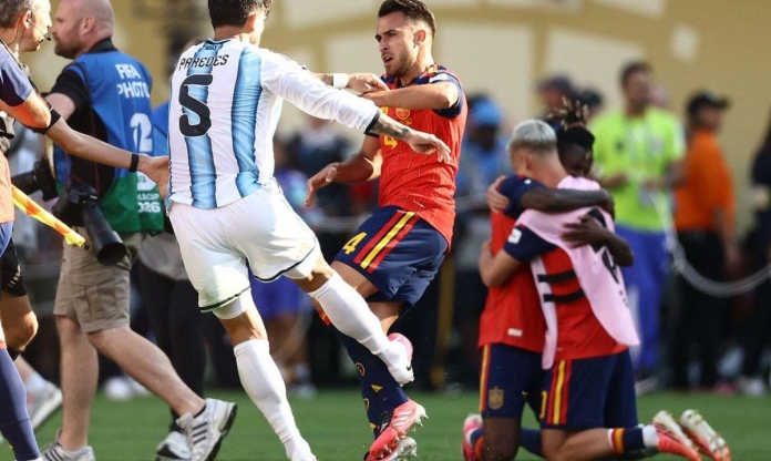 CHÍNH THỨC: FIFA điều tra 1 ngôi sao Tây Ban Nha sau vụ ẩu đả với Argentina