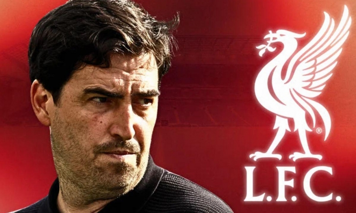 CHÍNH THỨC: Liverpool chia tay đội trưởng trẻ nhất lịch sử CLB