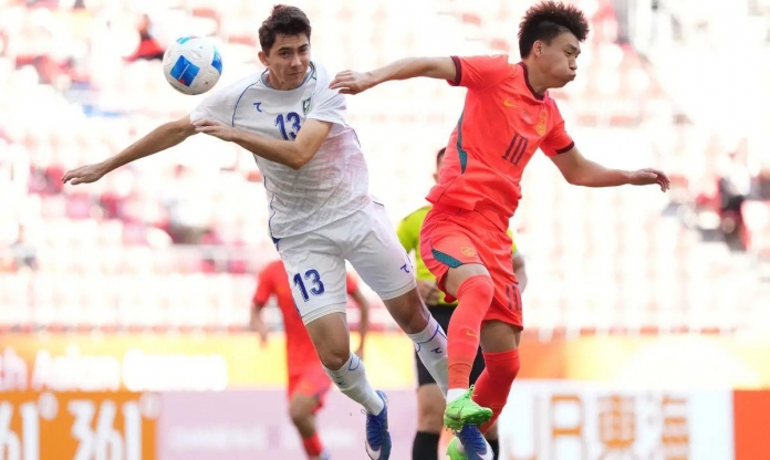 CĐV Uzbekistan đồng loạt nhắc Việt Nam khi thua U23 Trung Quốc ở loạt luân lưu