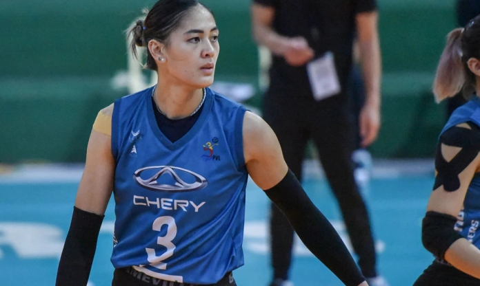 Jaja Santiago nhập tịch Nhật Bản, bóng chuyền nữ Philippines gặp nguy