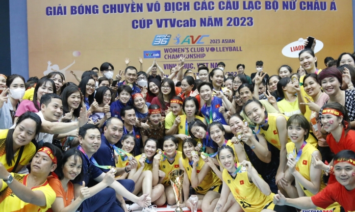 Trao thưởng cá nhân và đồng đội giải bóng chuyền CLB châu Á 2023: Việt Nam vô địch