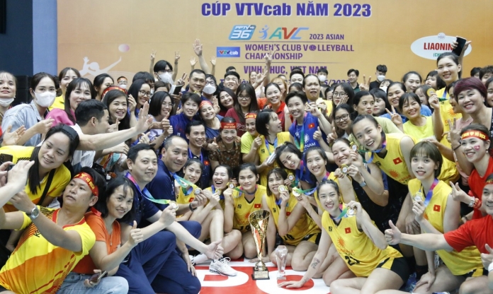 2 tháng để viết lịch sử: Bóng chuyền nữ Việt Nam vô địch 2 giải châu Á, giành 2 vé dự giải thế giới