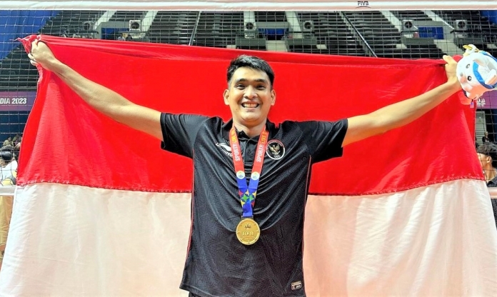 Indonesia chơi lớn: Thẳng tay gạch tên 'tay đập số 1 ĐNÁ' khỏi ĐTQG